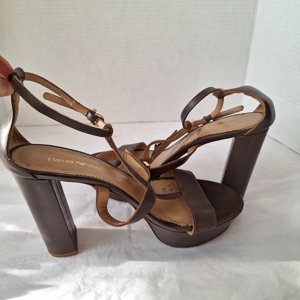 EMPORIO ARMANI LEATHER PLATFORM SANDAL SZ 11/ EU41 - Picture 3 of 13